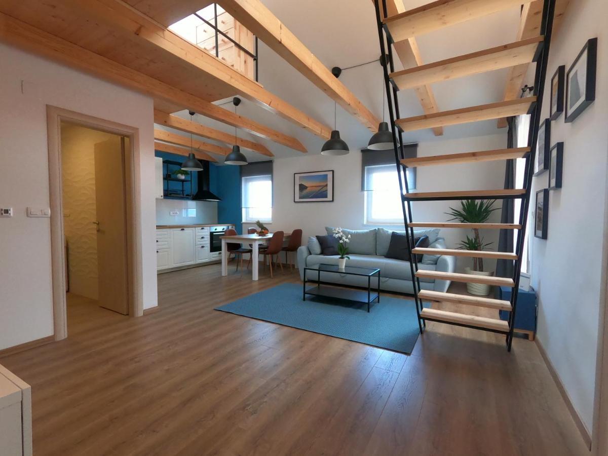 Gavan Apartment كريس المظهر الخارجي الصورة
